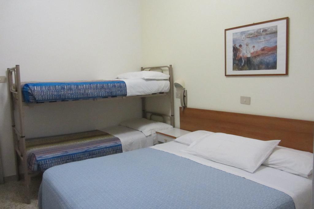 Hotel Toledo Rimini Kamer foto